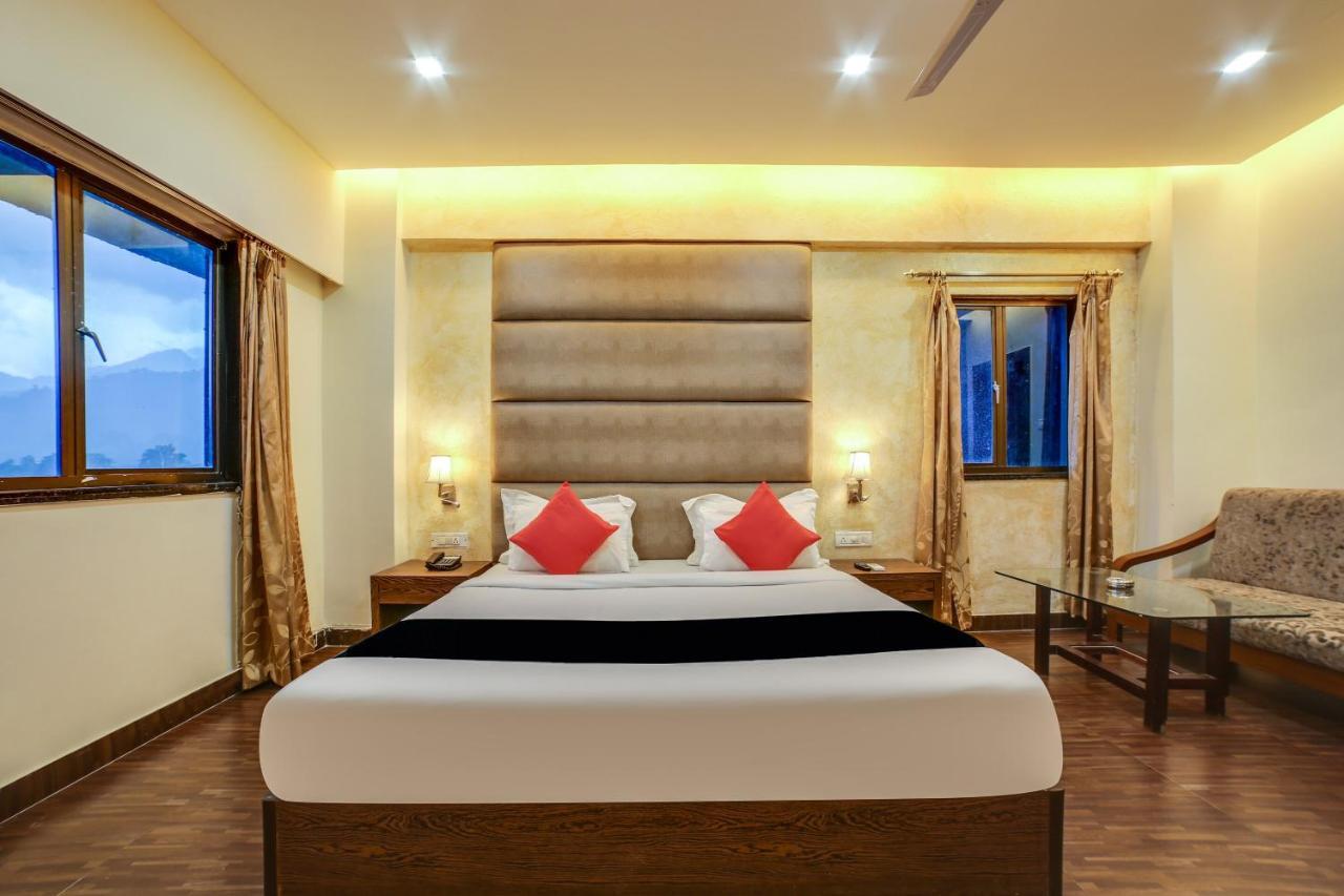 Hôtel Capital O 61351 Waii International à Bhalukpung Extérieur photo