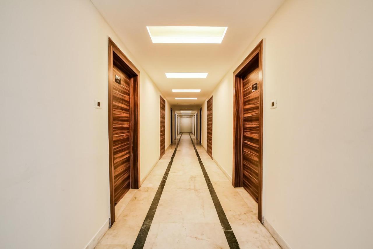 Hôtel Capital O 61351 Waii International à Bhalukpung Extérieur photo
