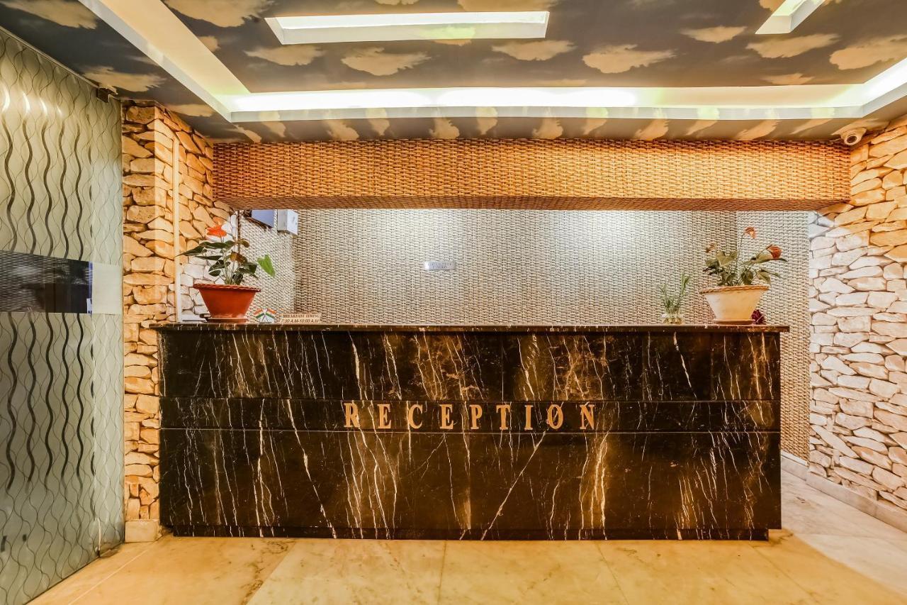 Hôtel Capital O 61351 Waii International à Bhalukpung Extérieur photo