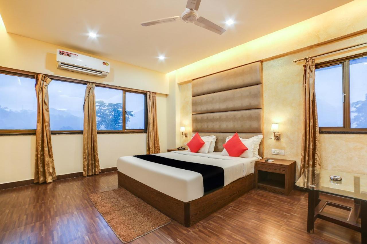 Hôtel Capital O 61351 Waii International à Bhalukpung Extérieur photo