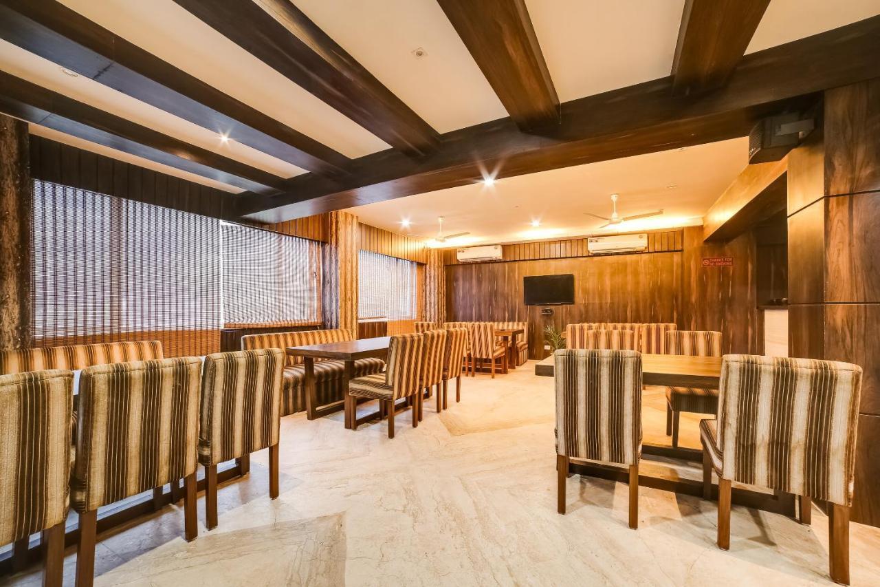 Hôtel Capital O 61351 Waii International à Bhalukpung Extérieur photo